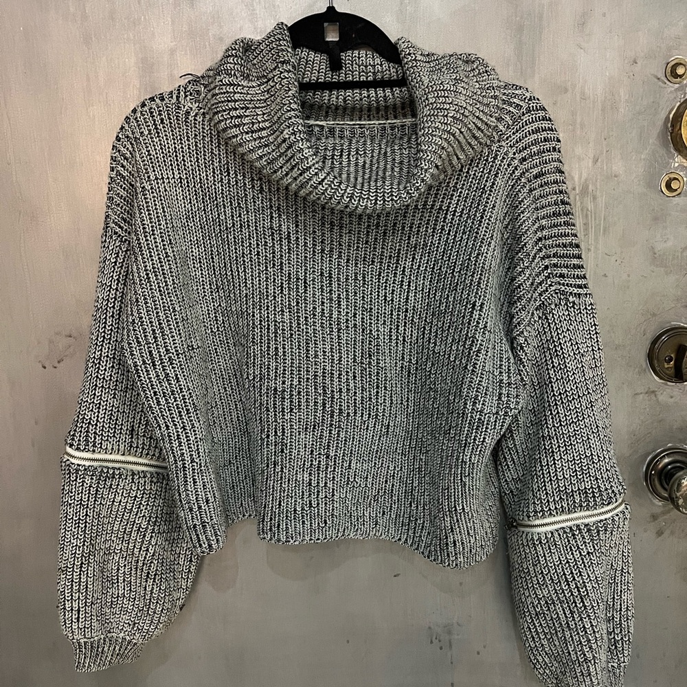 LF gray turtleneck sweater